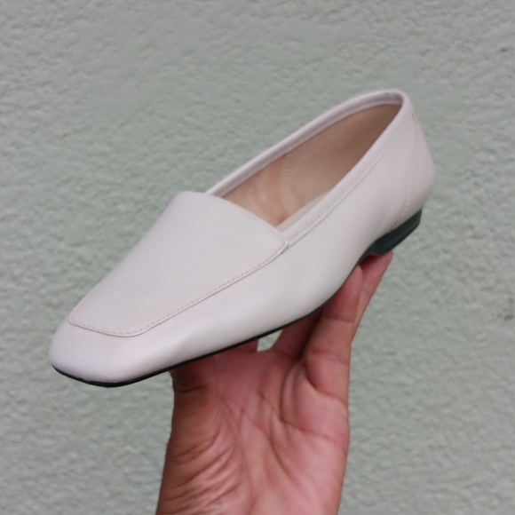 CAPEZIO LADIES VINTAGE GENUINE LEATHER BALLET FLAT (BRAZIL) - Picture 3 of 17